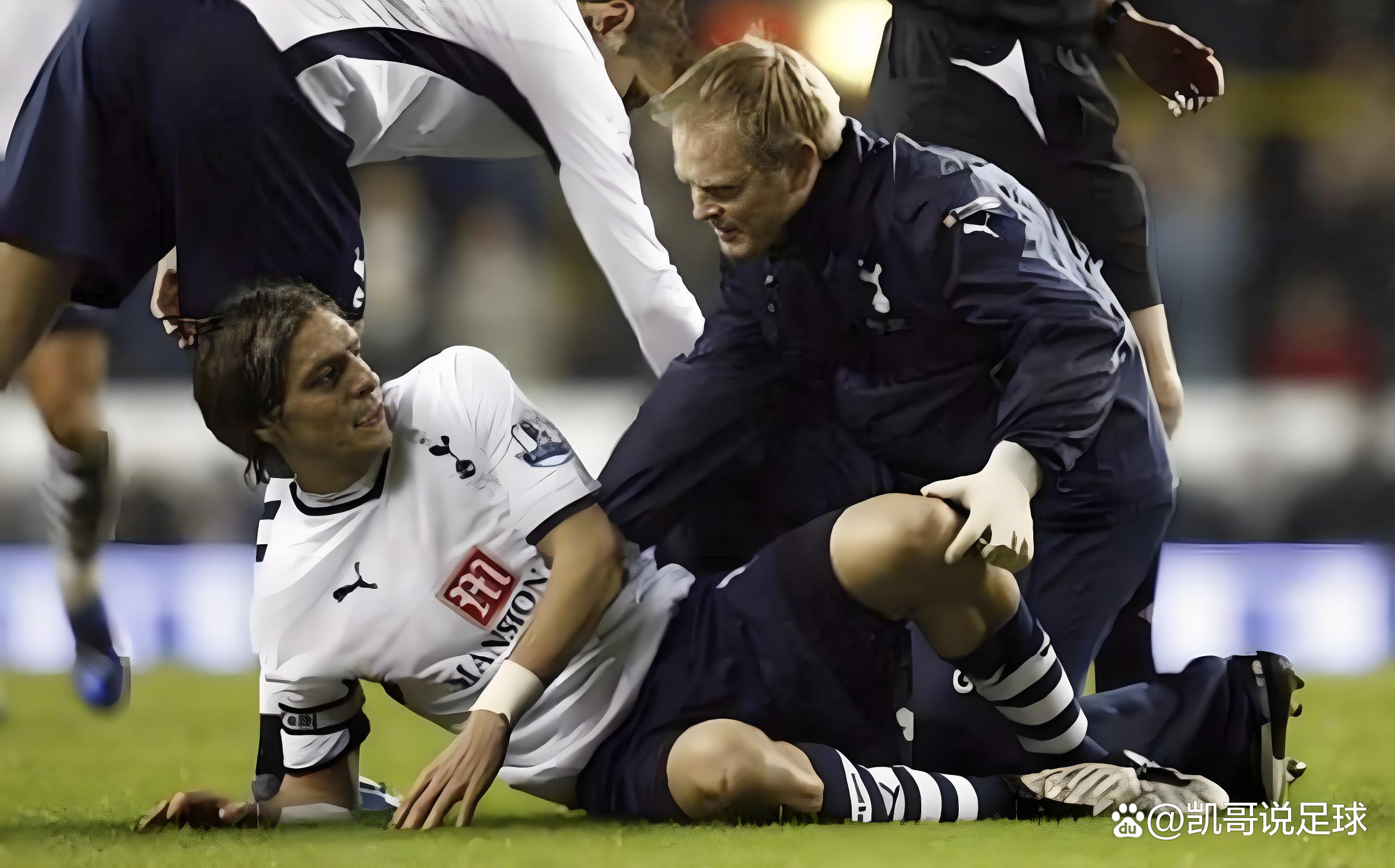 爱游戏官方-伤病潮：哪些关键球员可能缺席未来比赛？