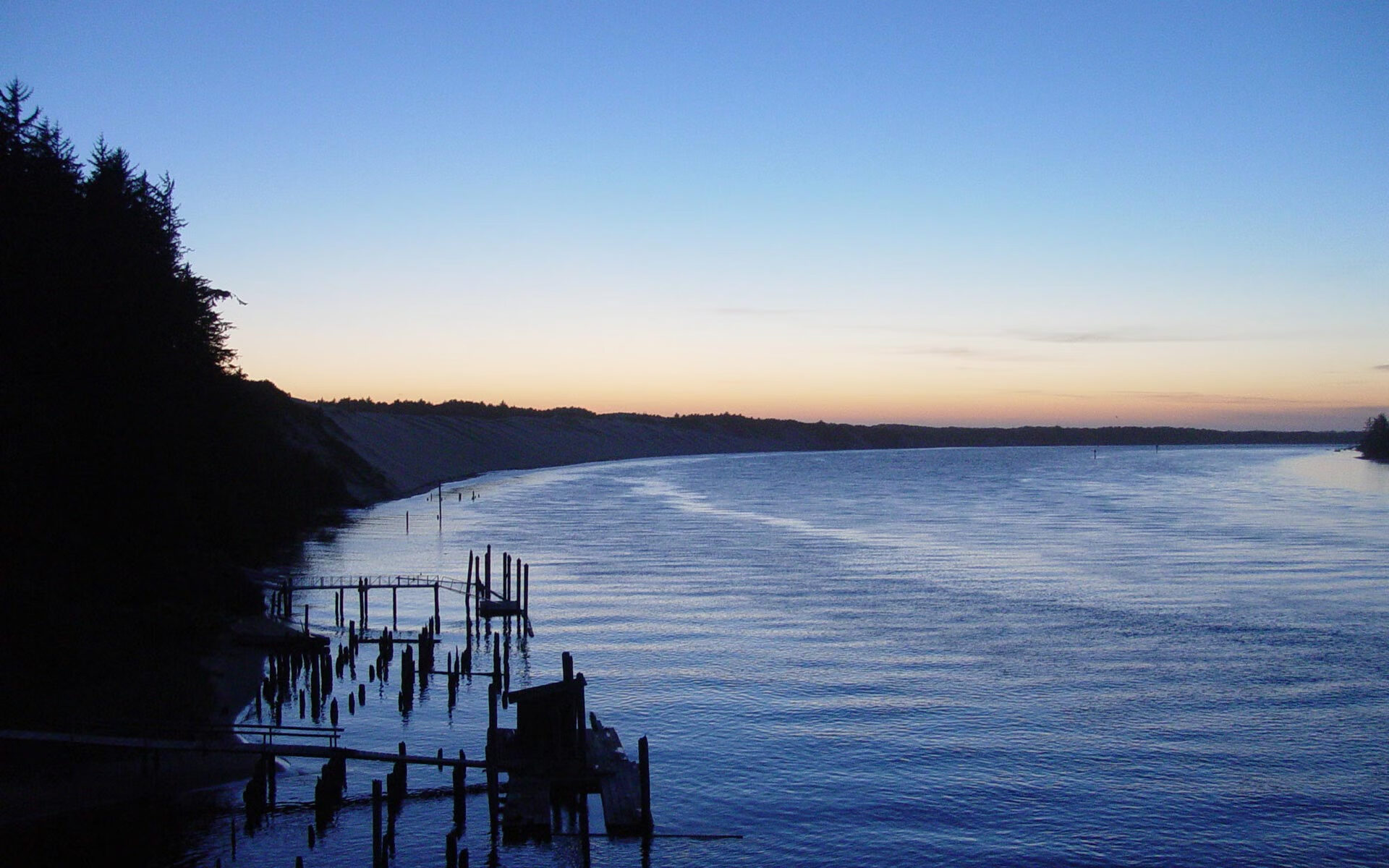 爱游戏娱乐网址-最后一圈的逆袭：逆流而上的赢家，最后一名的逆袭
