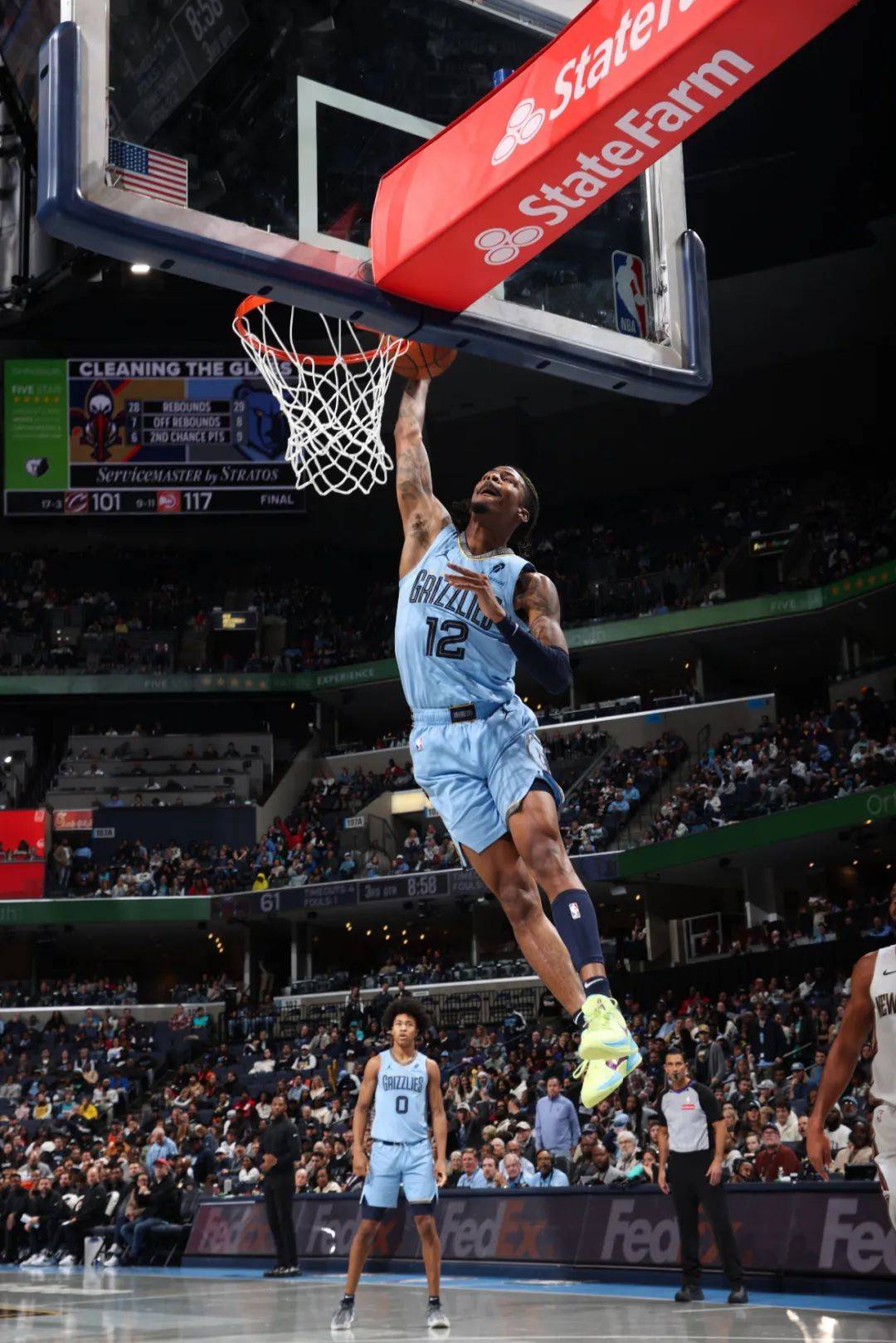 关于爱游戏体育：凯尔特人队防守策略：如何限制莫兰特的突破？的信息