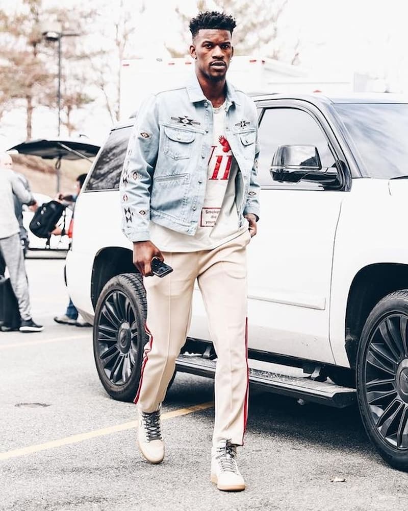 关于爱游戏体育:NBA球星的时尚穿搭：如何引领潮流，展现个性？的信息