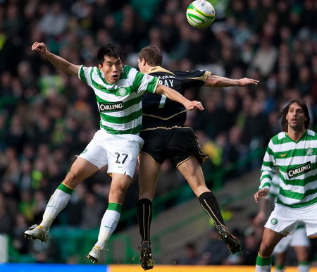 关于爱游戏体育:郑智：表示将继续为中国足球青训事业贡献力量的信息