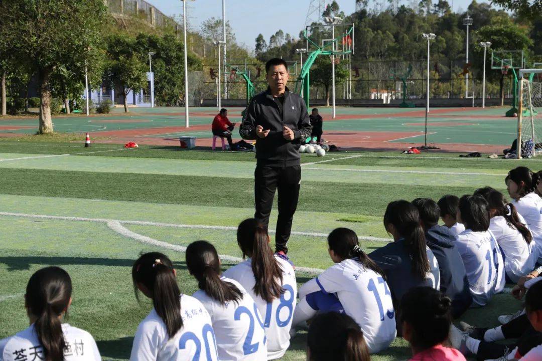 爱游戏体育:中国足球青训教练员赴海外学习：学习先进理念，提升执教能力的简单介绍