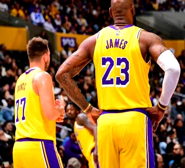 包含爱游戏体育:湖人队圣诞大战:詹姆斯能否率队战胜快船?的词条 包含爱游戏体育:湖人队圣诞大战:詹姆斯能否率队战胜快船?的词条