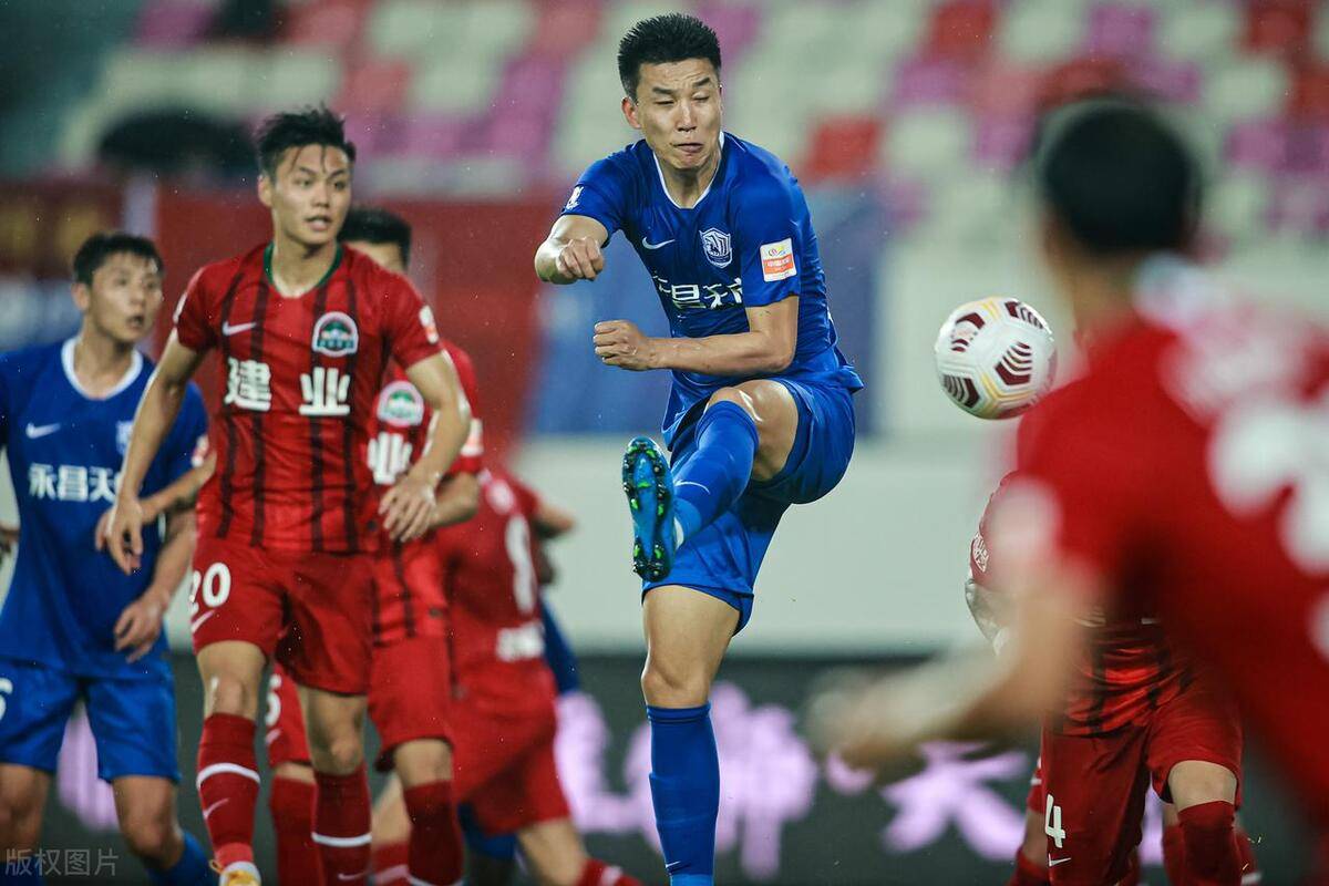 爱游戏体育:武磊“重返西甲”成“饮水机守护神”，球迷：还是回来吧，中超需要你！的简单介绍