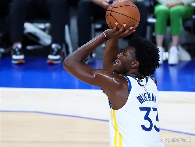 关于爱游戏体育：勇士队新赛季：怀斯曼能否在新赛季获得更多机会，证明自己的价值？的信息