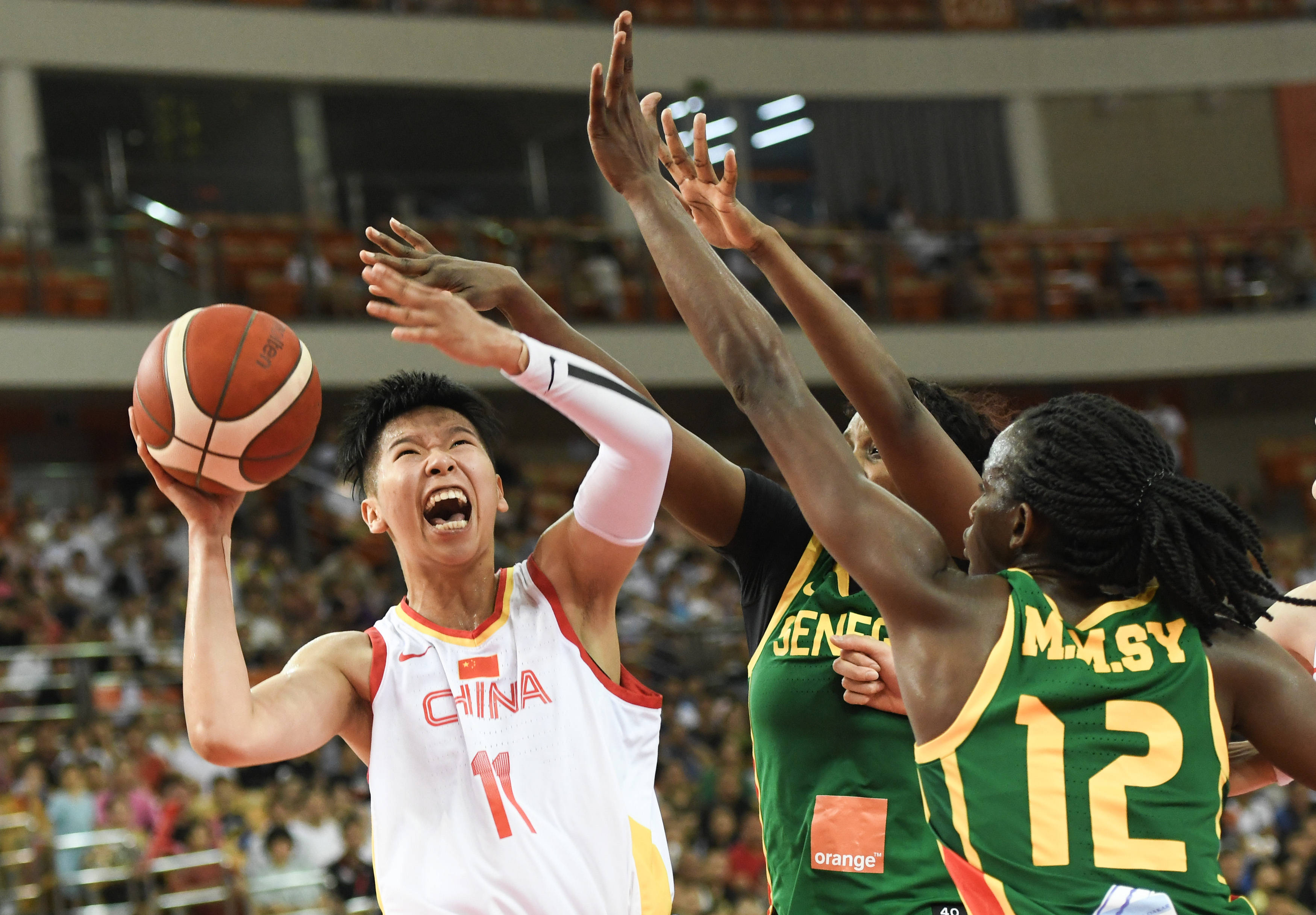 爱游戏体育：中国女篮：奥运目标，全力以赴，再创辉煌，为国争光的简单介绍