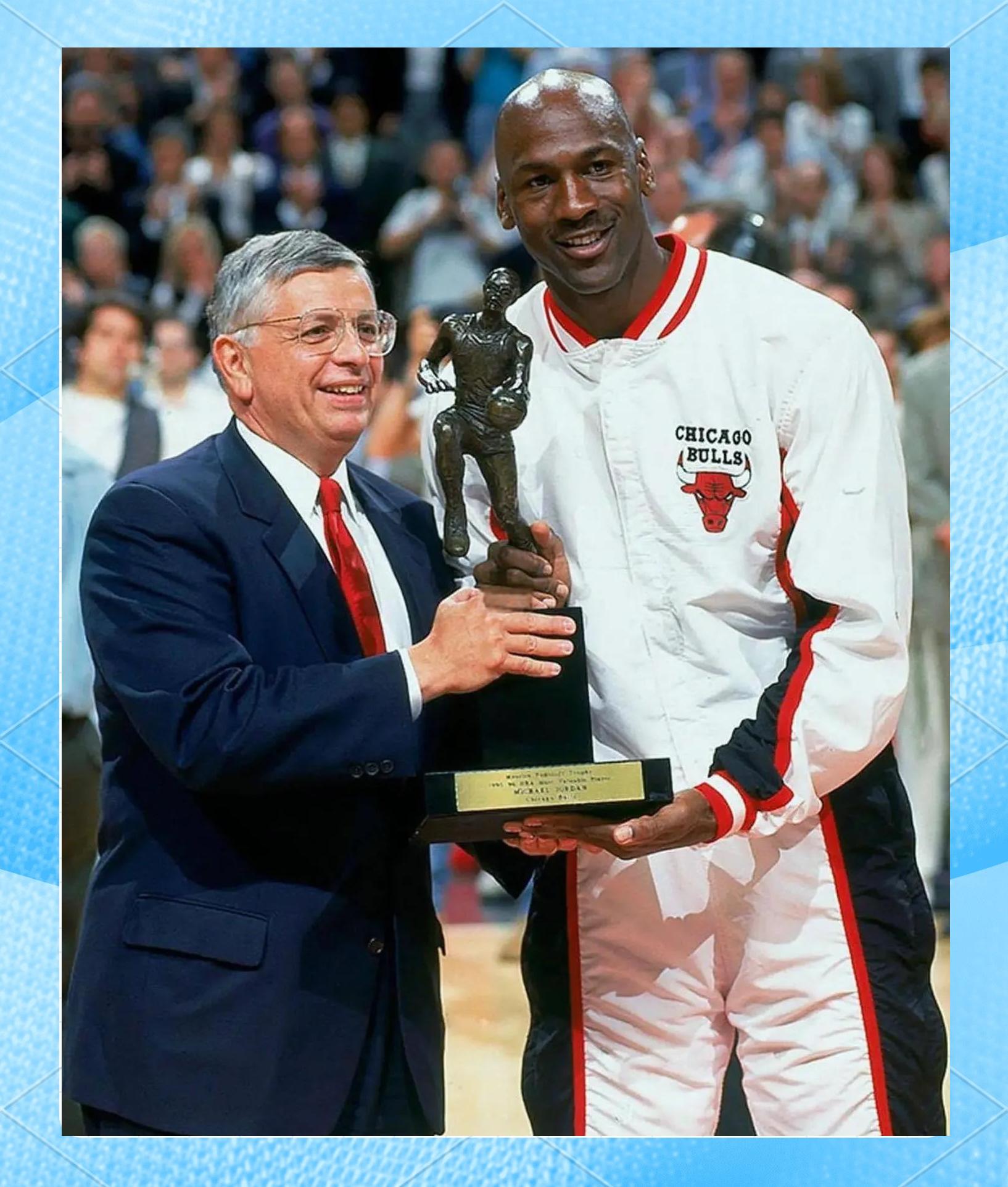 爱游戏体育:NBA球星纪录片:讲述乔丹的传奇职业生涯的简单介绍 爱游戏体育:NBA球星纪录片:讲述乔丹的传奇职业生涯的简单介绍